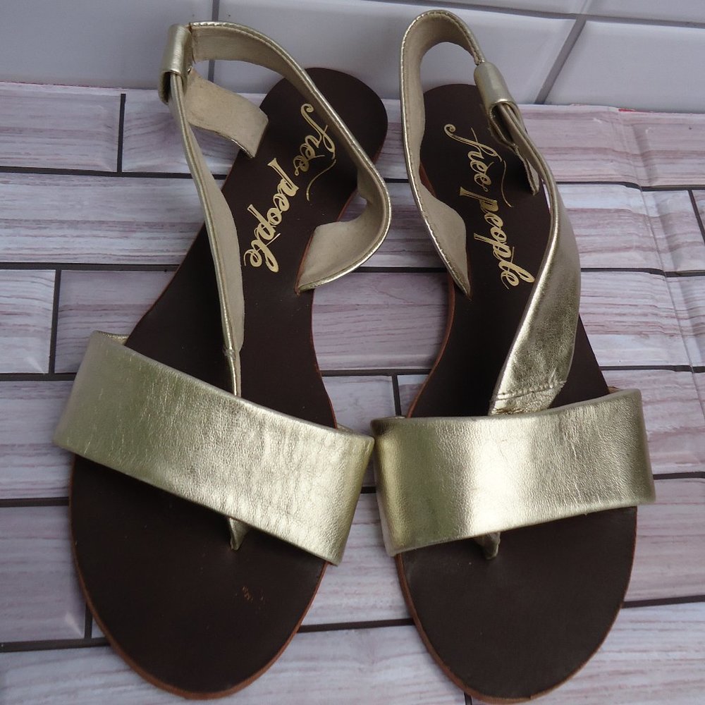 SIZE 37. FREE PEOPLE under wraps leather sandals.